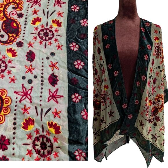 Stunning emerald floral burnout Rayon velvet kimono overlay top O/s nwot ruana - Picture 2 of 8